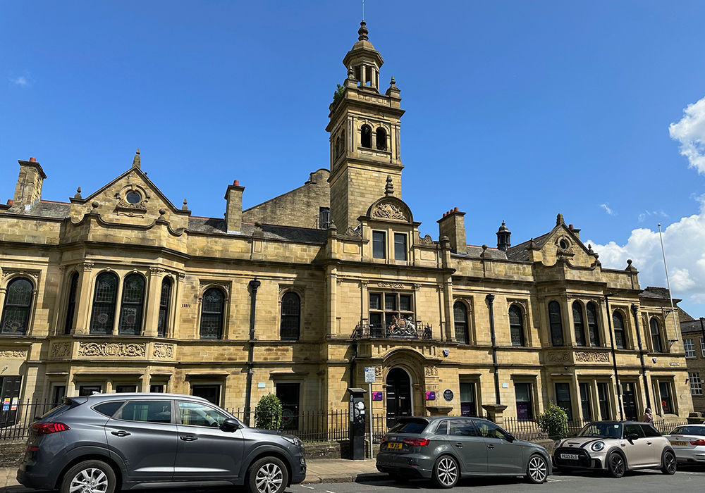 The Court House, Blackwall,  Halifax, West Yorkshire, HX1 2QR